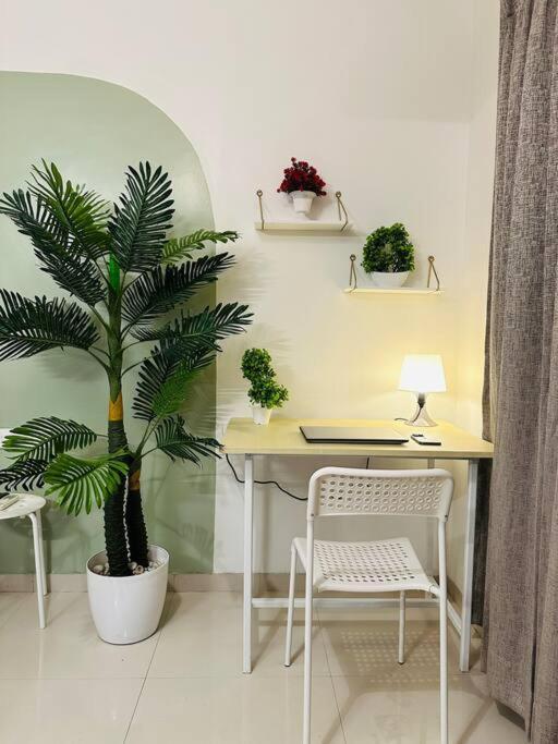 Sage : Private Studio Room In Koregaon Park Pune Exterior photo